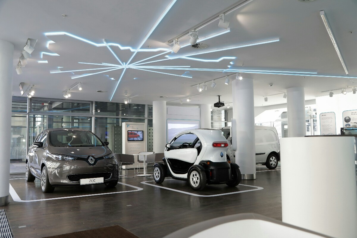    Renault Electric Vehicle Experience Center Of Berlin 1200x800