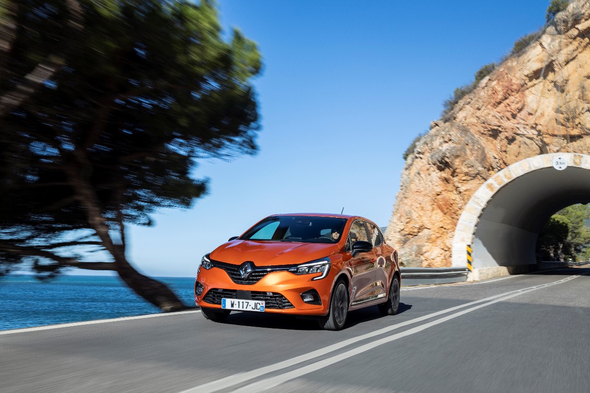 New Renault CLIO test drive in Portugal5 1200x800