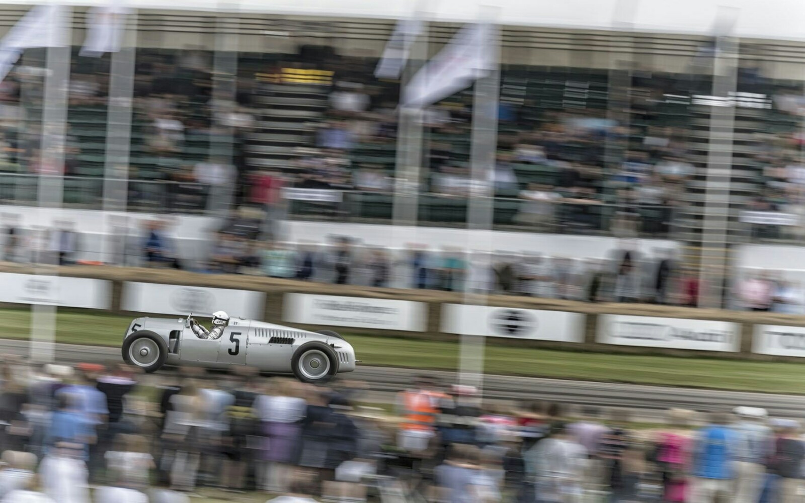 A181521 Large 2 1600x1000