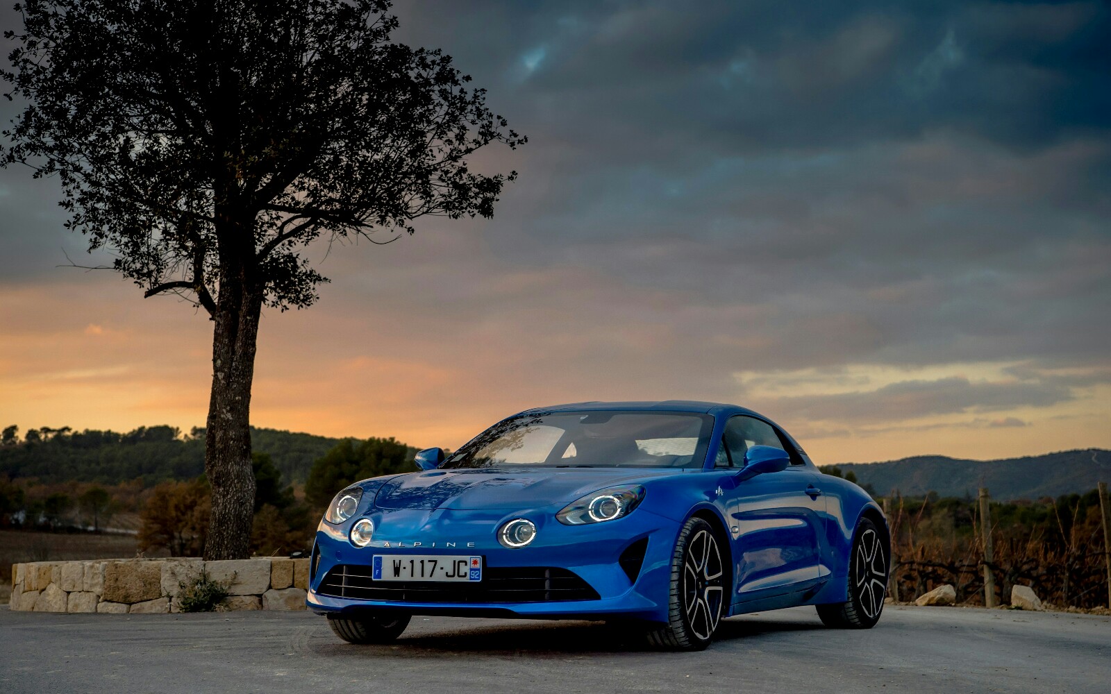 Alpine A110 Autocar Awards 2018 1600x1000