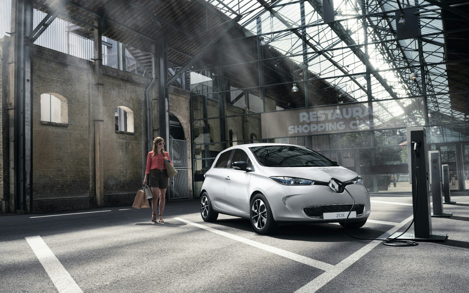 Renault ZOE Martie 1600x1000