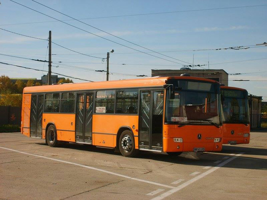 autobuze mercedes conecto