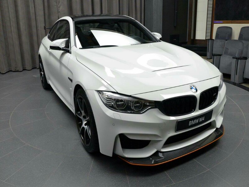 Alpine White BMW M4 GTS 1 1 800x600