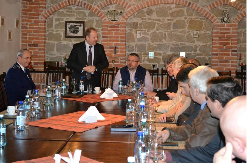 intalnire politisti sighet