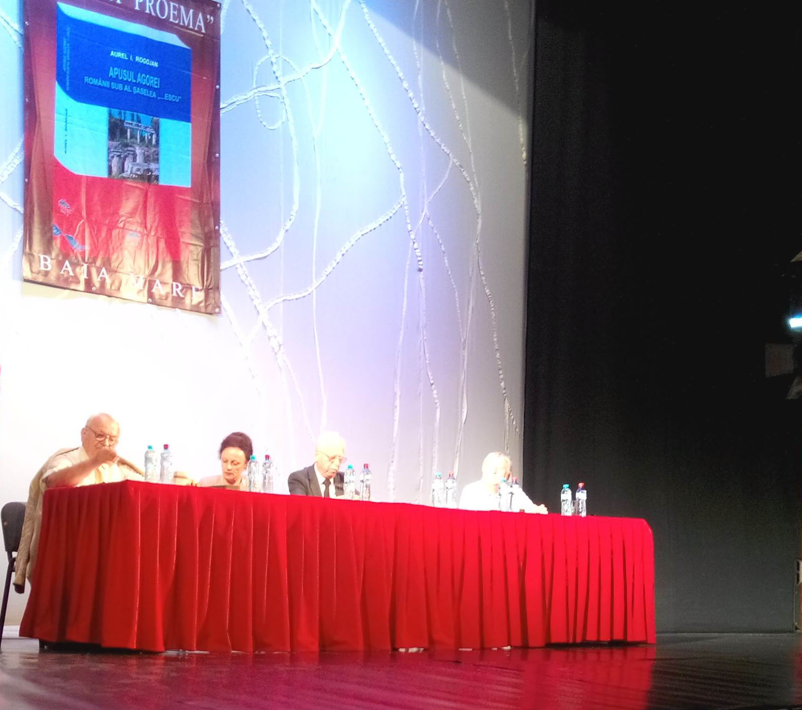 lansare carte teatrul municipal