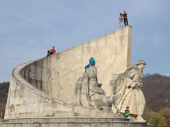 monumentul ostasului