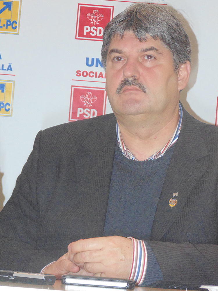 Titus Liviu Pasca1